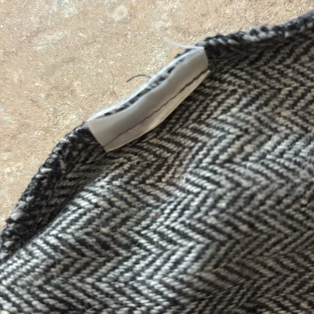 Paper Lace Black/Grey Herringbone Wool Blend Bell Sleeve Embroidered Blouse S - Picture 5 of 6